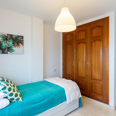 Bonito Apartamento En Primera Linea De Playa Эстепона Экстерьер фото