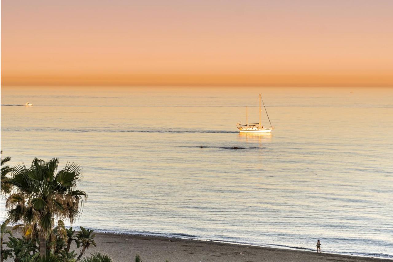 Bonito Apartamento En Primera Linea De Playa Эстепона Экстерьер фото