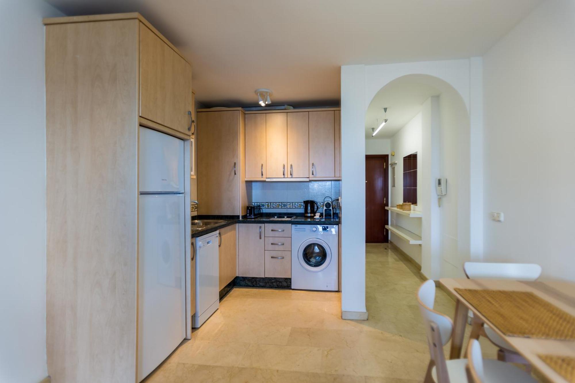 Bonito Apartamento En Primera Linea De Playa Эстепона Экстерьер фото